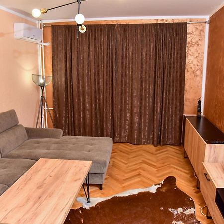 Goldi Apartman Banja Luka Zewnętrze zdjęcie