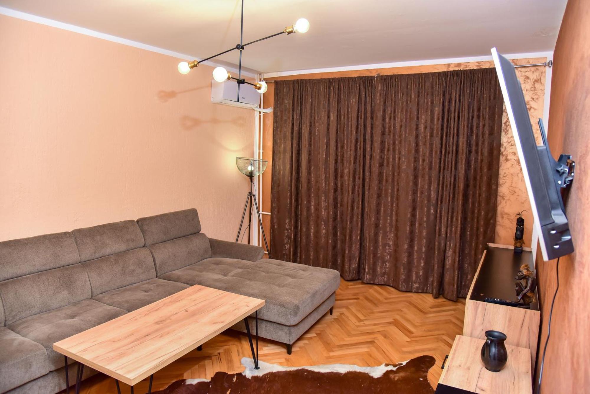 Goldi Apartman Banja Luka Zewnętrze zdjęcie